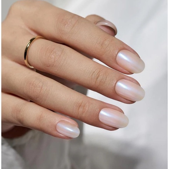 BTARTBOX Press On Nails Pearl White Soft Gel Oval Shape Short 32pc Reusable Set - Picture 2 of 3